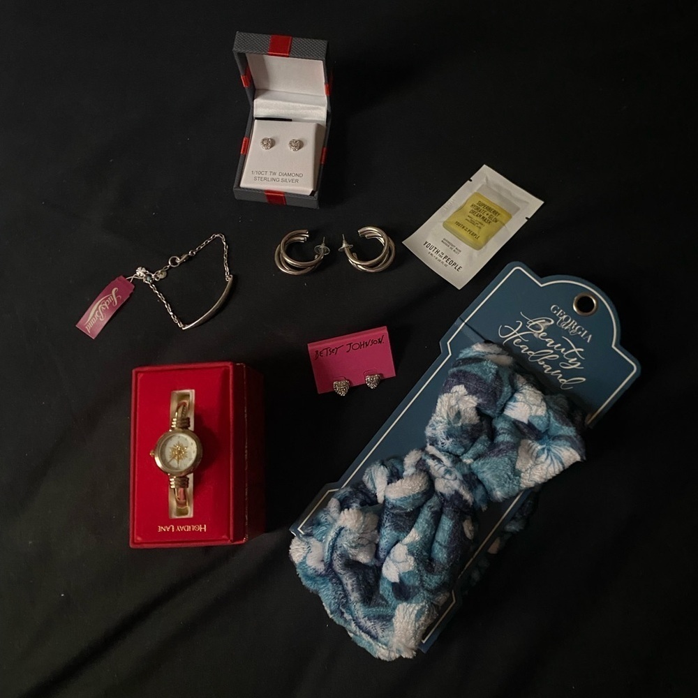 Jewelry Lot